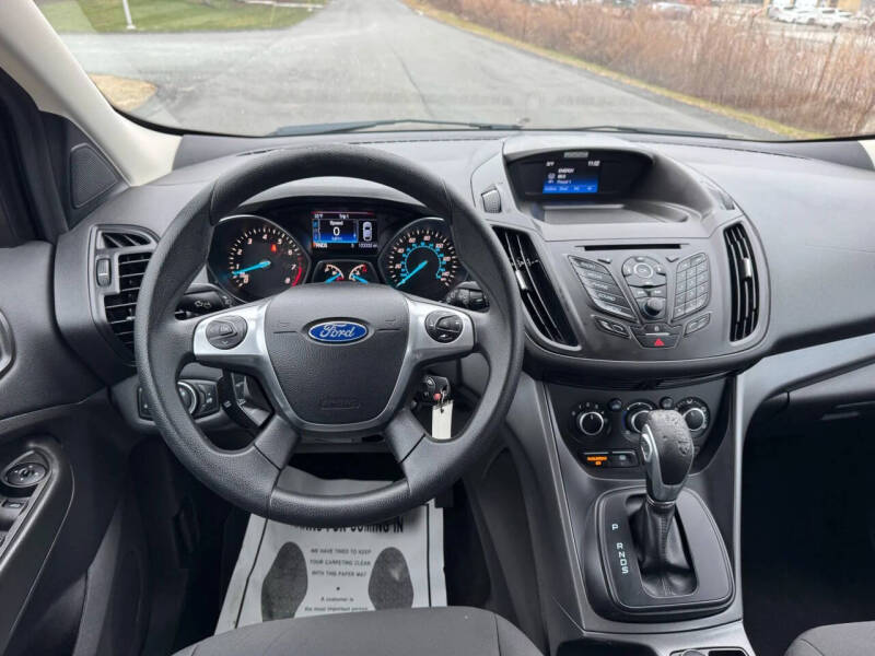 2016 Ford Escape S