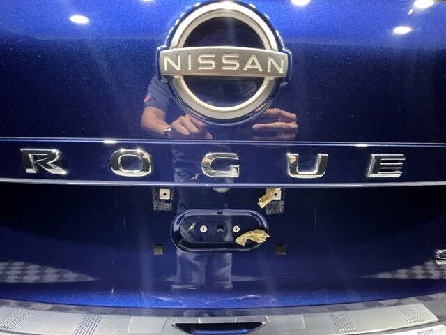 2022 Nissan Rogue SV