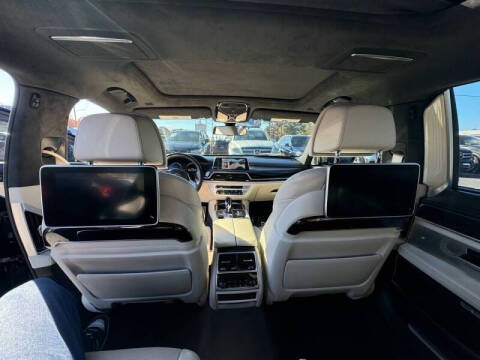 2017 BMW 7 Series M760i xDrive