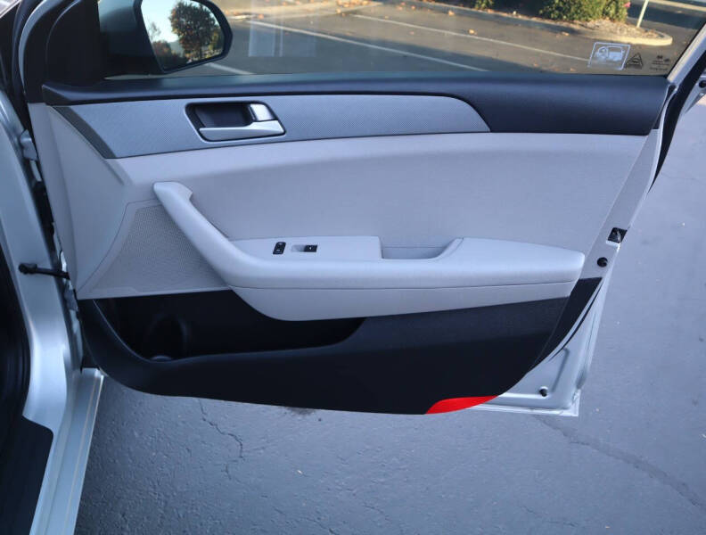 2017 Hyundai Sonata SE