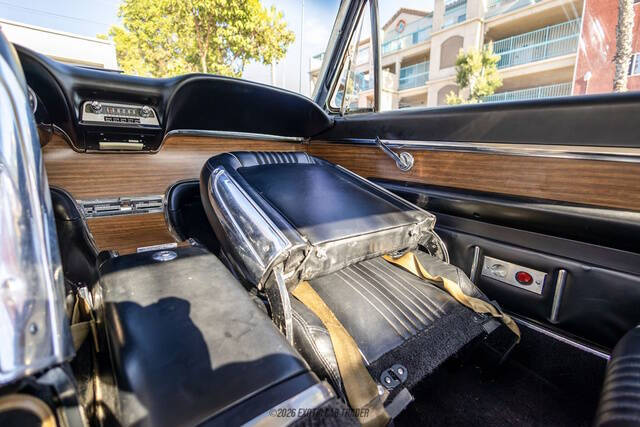 1968 Ford Thunderbird
