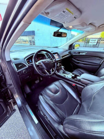 2017 Ford Edge Titanium