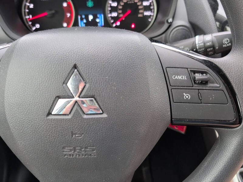 2024 Mitsubishi Eclipse Cross ES