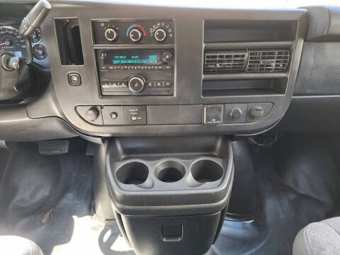 2016 GMC Savana 2500
