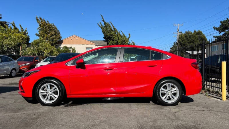 2018 Chevrolet Cruze LT Auto
