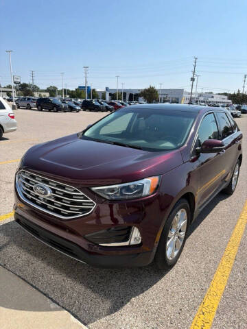 2020 Ford Edge Titanium