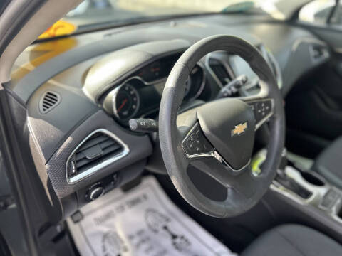 2017 Chevrolet Cruze LT Auto