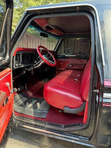 1977 Ford F-100