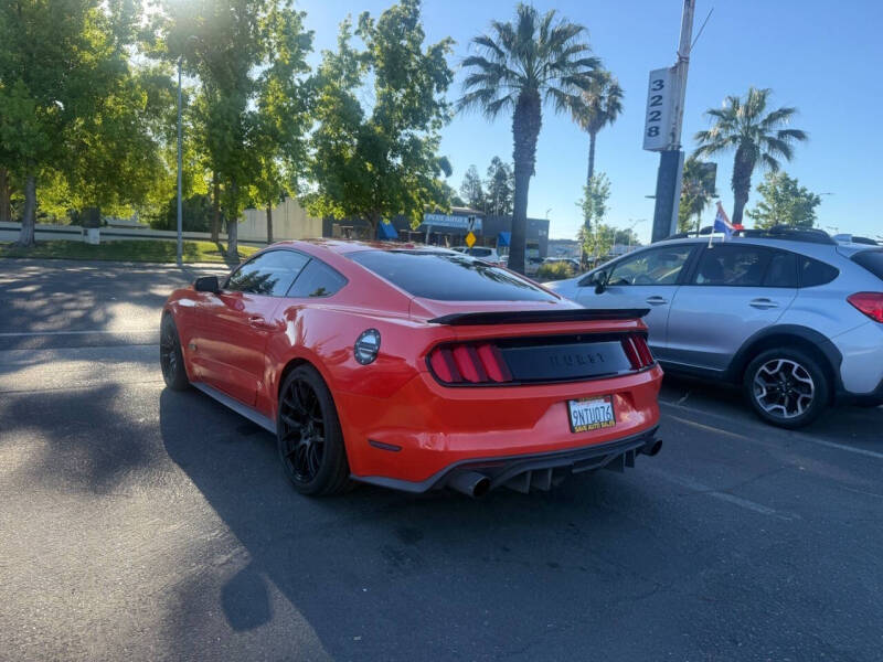 2015 Ford Mustang EcoBoost Premium
