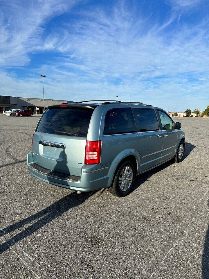 2008 Chrysler Town and Country for sale at Concord Auto Mall in Concord, NC