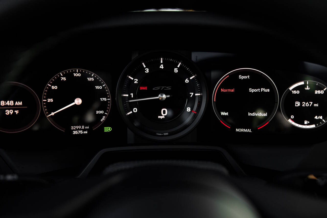 2022 Porsche 911 28