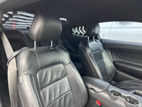 2019 Ford Mustang EcoBoost Premium