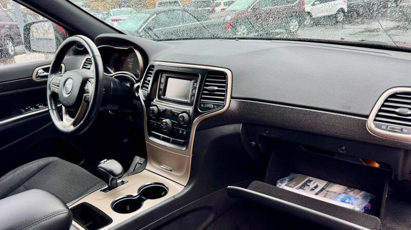 2015 Jeep Grand Cherokee Laredo