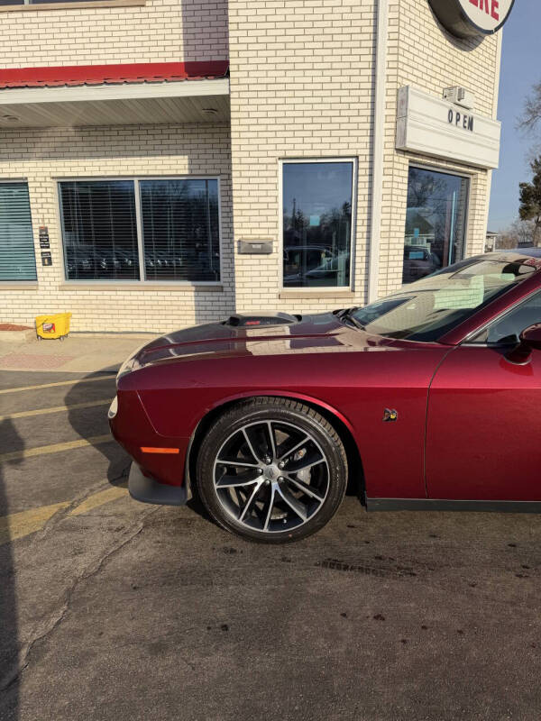 2018 Dodge Challenger 392 HEMI Scat Pack Shaker