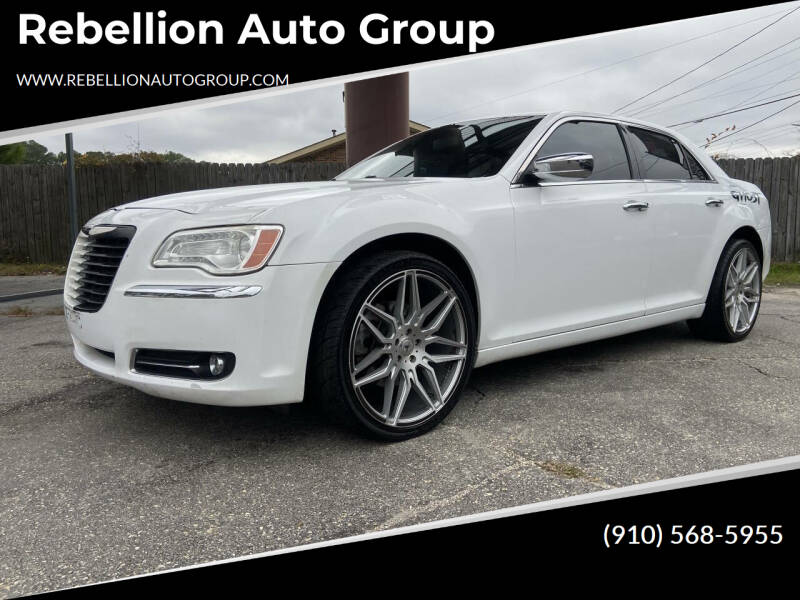2014 Chrysler 300 C's photo
