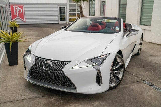 2021 Lexus LC 500 Convertible 3