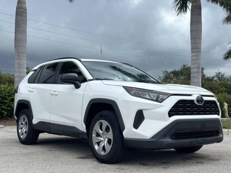2021 Toyota RAV4 LE