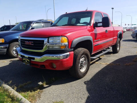 2005 GMC Sierra 2500HD for sale at Golden Crown Auto Sales in Kennewick WA