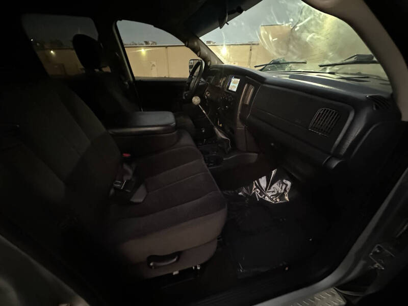 2004 Dodge Ram 2500 SLT