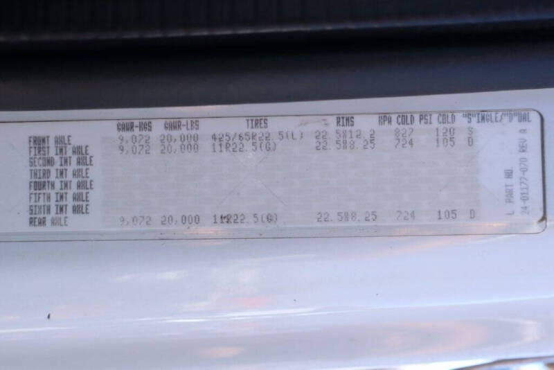 2013 Freightliner M2 112