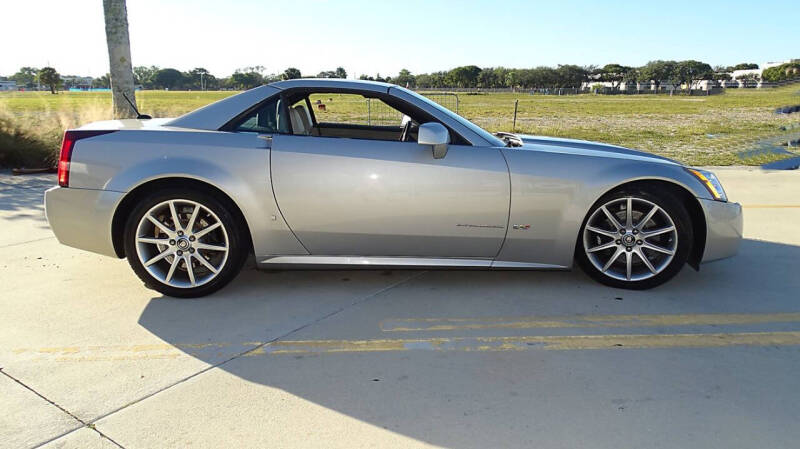 2006 Cadillac XLR-V