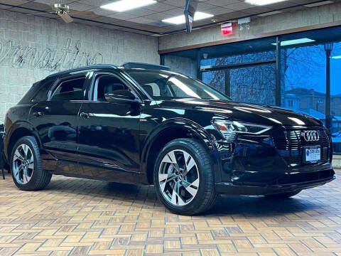 2021 Audi e-tron quattro Premium