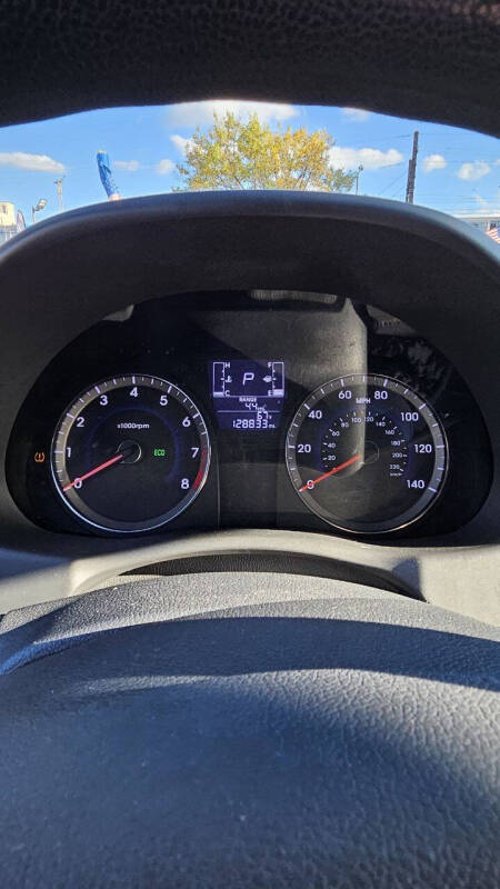 2016 Hyundai Accent SE