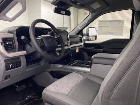 2026 Ford F-350 Super Duty XLT