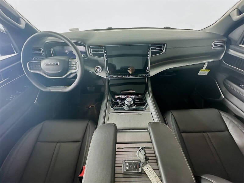 2025 Jeep Wagoneer L Series II