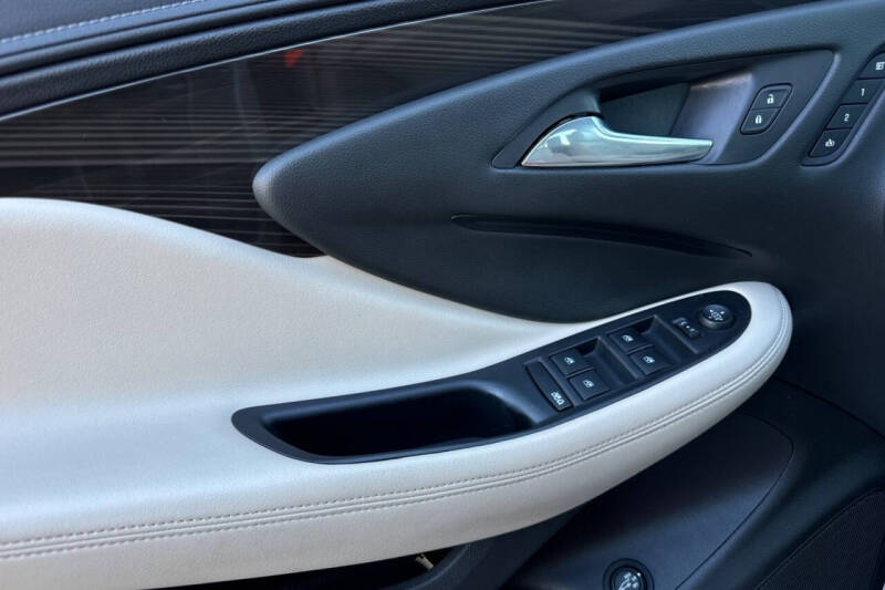 2019 Buick Envision Essence