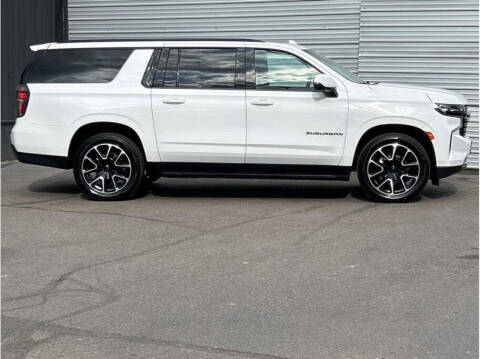 2023 Chevrolet Suburban RST