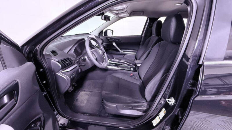 2022 Mitsubishi Eclipse Cross LE