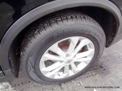 2015 Nissan Rogue SV