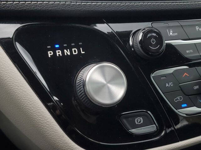 2022 Chrysler Pacifica Hybrid Touring L