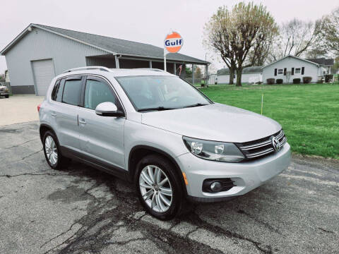 2012 Volkswagen Tiguan for sale at CALDERONE CAR & TRUCK in Whiteland IN