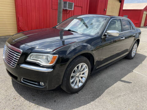 2011 Chrysler 300 for sale at Pary's Auto Sales in Garland TX
