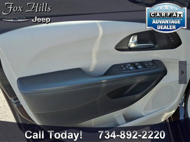 2020 Chrysler Pacifica Limited