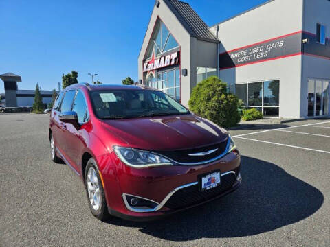 2020 Chrysler Pacifica for sale at Karmart in Burlington WA