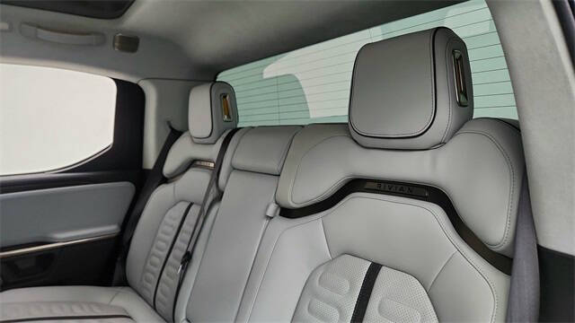 2023 Rivian R1T Adventure