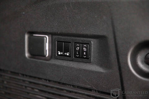 2022 Chevrolet Suburban RST