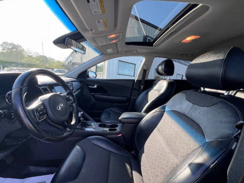 2017 Kia Niro EX