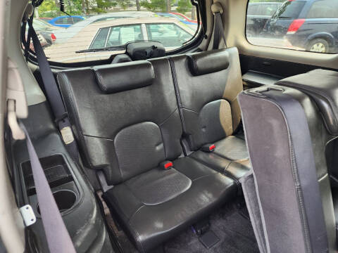 2005 Nissan Pathfinder LE