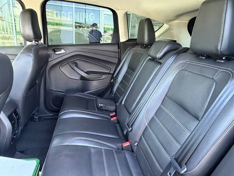 2018 Ford C-MAX Hybrid Titanium
