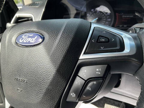 2017 Ford Edge Titanium