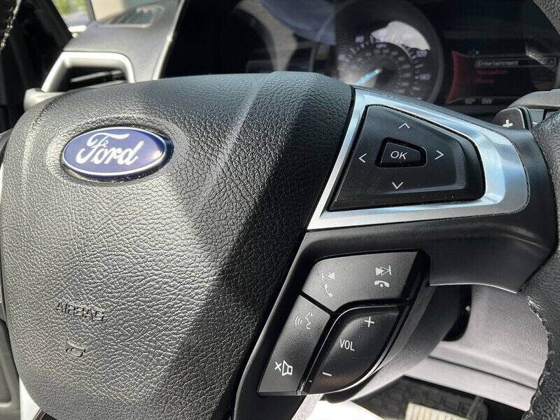 2017 Ford Edge Titanium