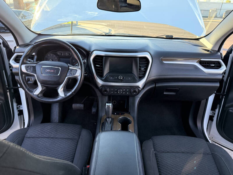2018 GMC Acadia SLE-1