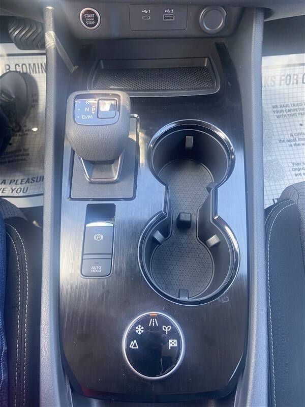 2022 Nissan Rogue SV