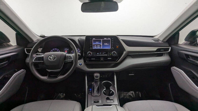 2021 Toyota Highlander L
