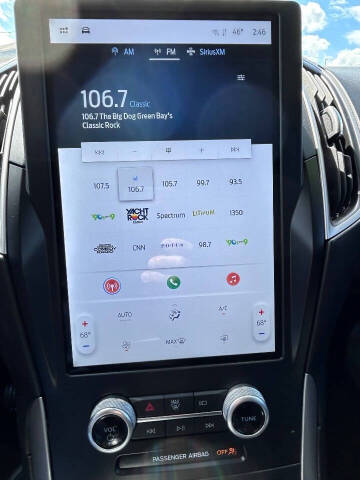 2022 Ford Edge SE
