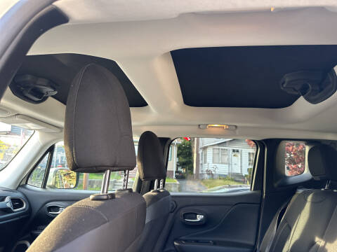 2016 Jeep Renegade Latitude 75th Anniversary